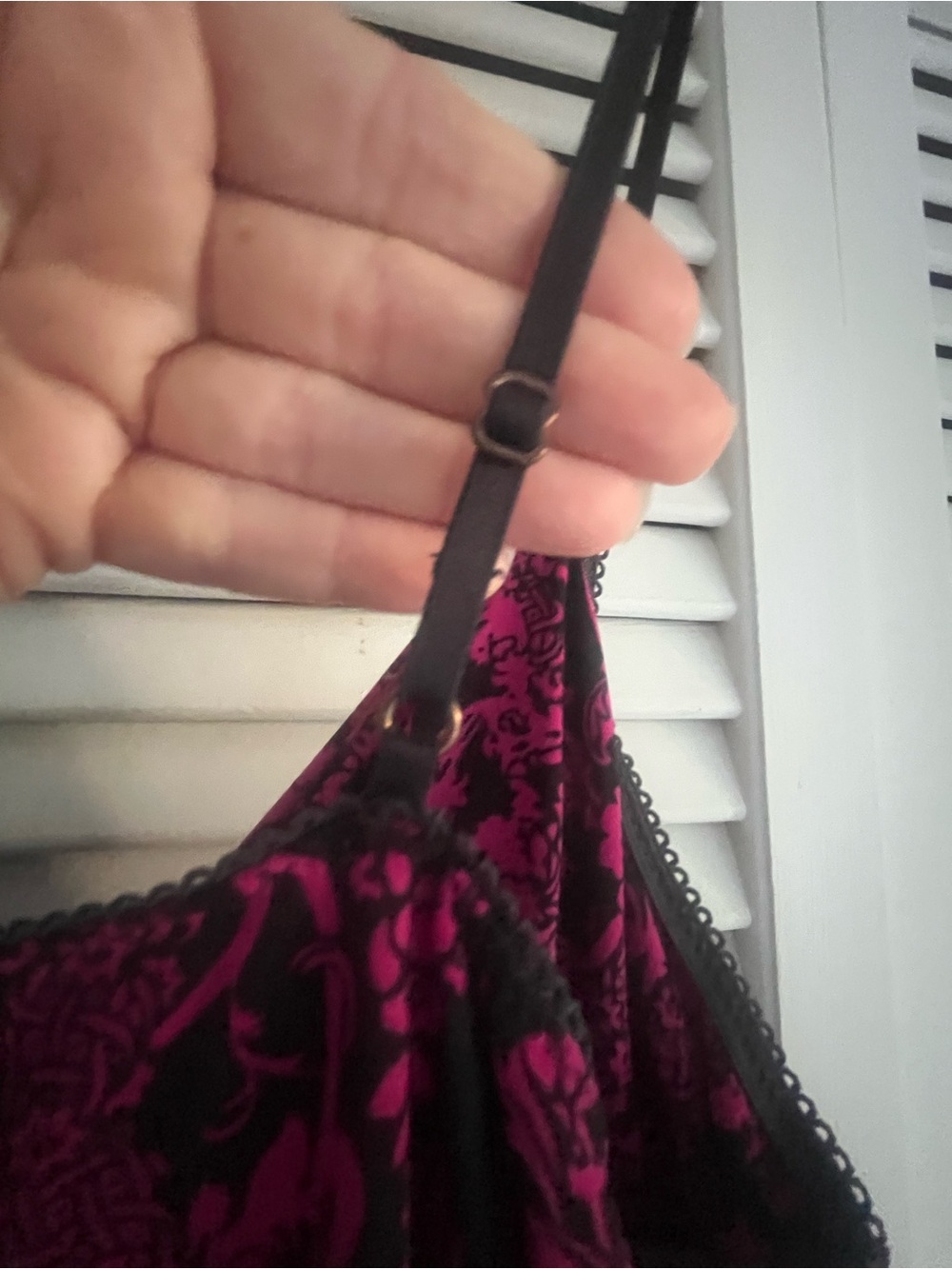 In Bloom Hot Pink and Black Slip - Picture 8 of 14
